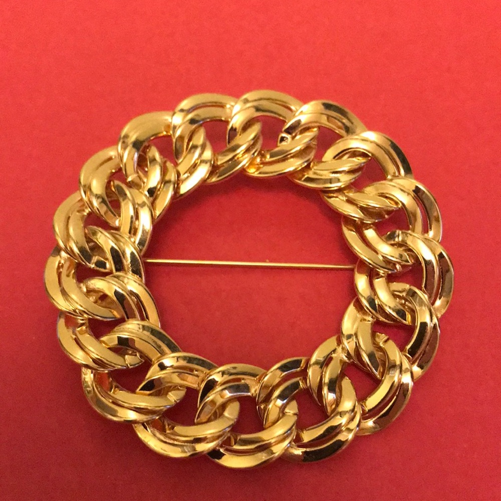 Vintage Monet chain link brooch